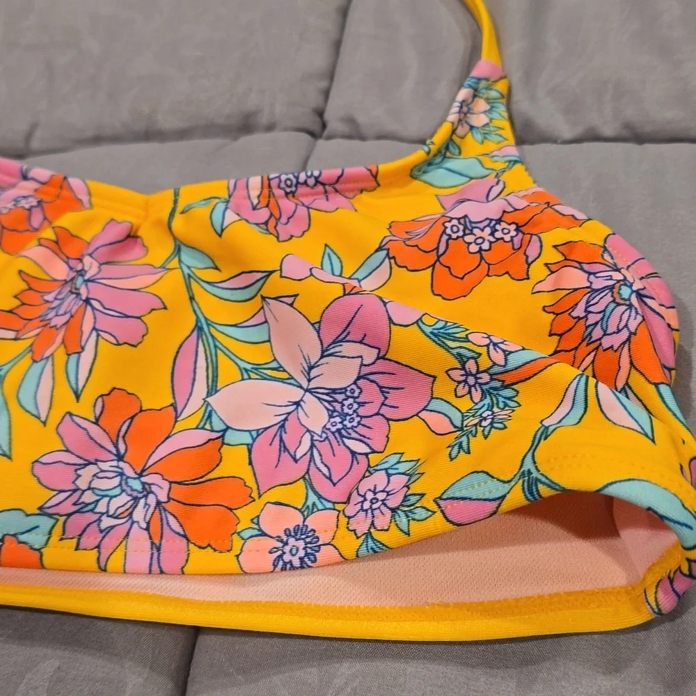 ❤️10/$13 New girls bikini top
